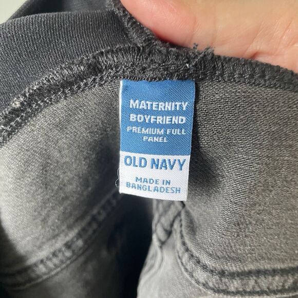 Old Navy Maternity Boyfriend Cutoff Denim Shorts Black Pregnancy Women's 16 - Picture 7 of 8